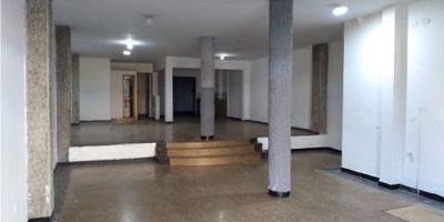 Local en Arriendo Itagüí Sector Santa María

Excelente Local de 123 Mts2 construidos, distribuidos en 3 baños, primer piso. Excelente ubicación en calle principal con cómodas rutas de acceso. 

  --- Código: 6652795---

 
