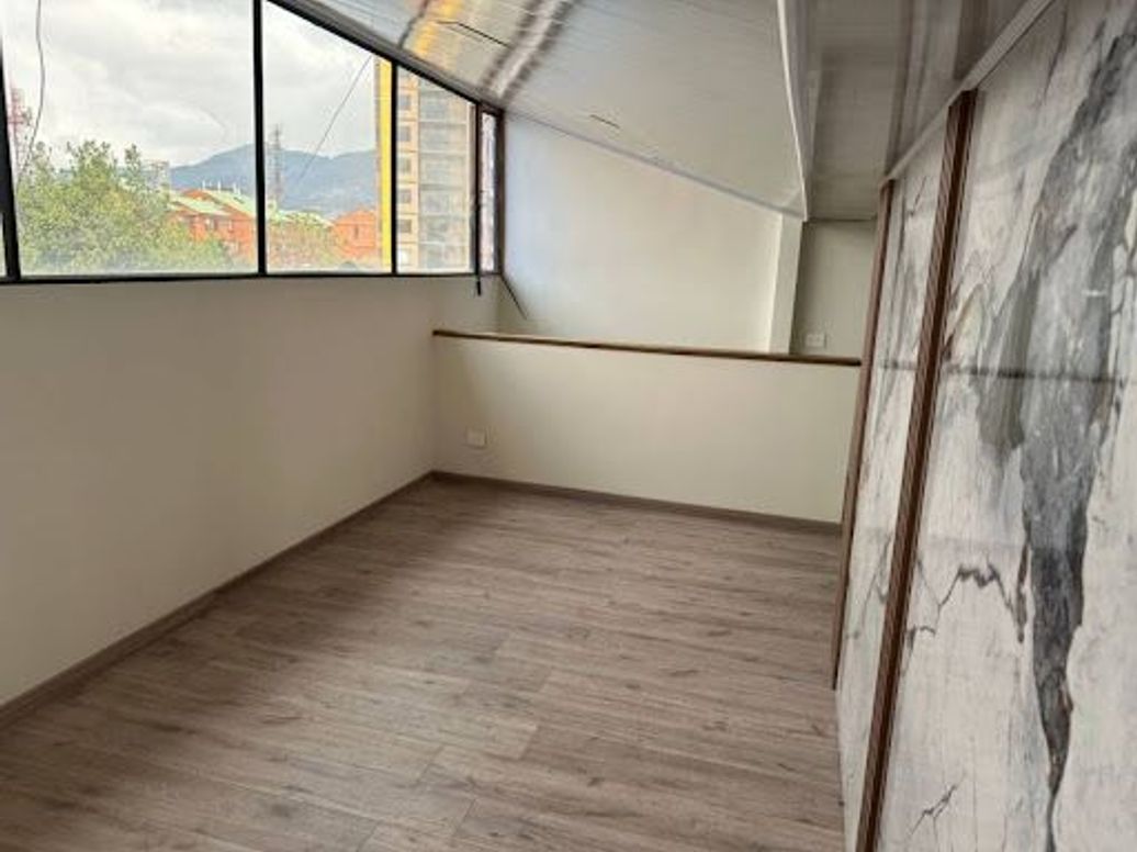 Apartamento de 7 alcobas en venta en Nicolas De Federman, Bogotá, 287 m² · foto 19 de 20