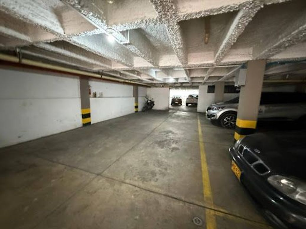 Apartamento de 7 alcobas en venta en Nicolas De Federman, Bogotá, 287 m² · foto 2 de 20