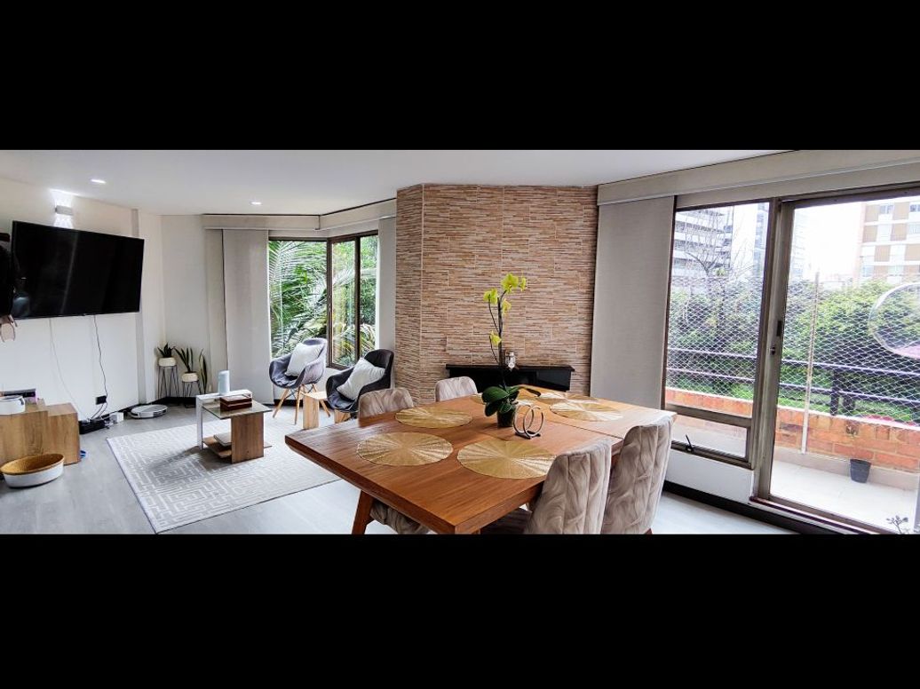Apartamento de 3 alcobas en venta en El Batán, Bogotá, 89 m² · foto 2 de 16