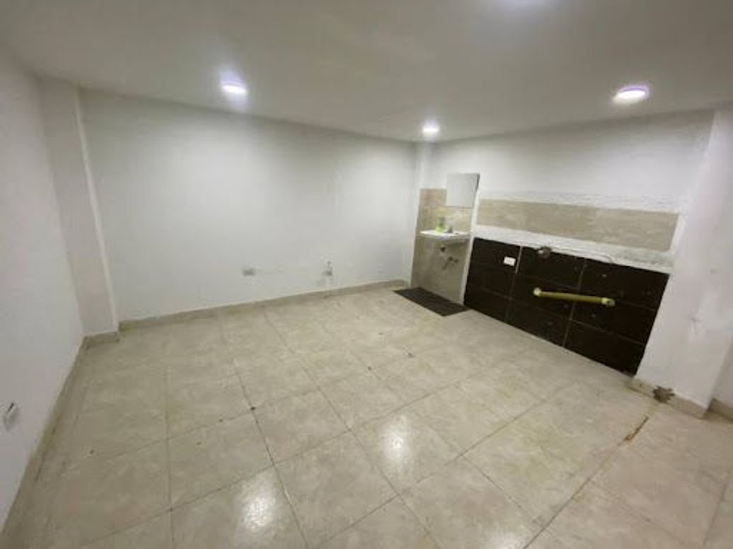 Casa de 3 alcobas en venta en Villas De Granada, Bogotá, 147 m² · foto 8 de 20