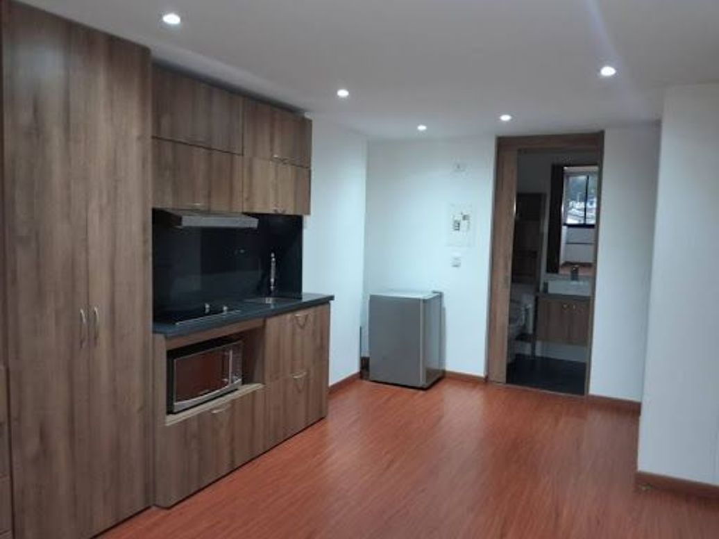Apartamento de 1 alcoba en venta en Santa Barbara Central, Bogotá, 31 m² · foto 8 de 13