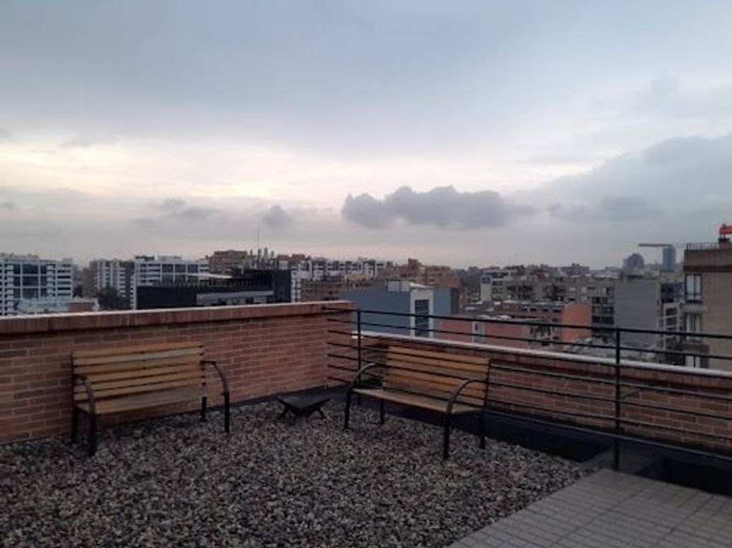 Apartamento de 1 alcoba en venta en Santa Barbara Central, Bogotá, 31 m² · foto 3 de 13