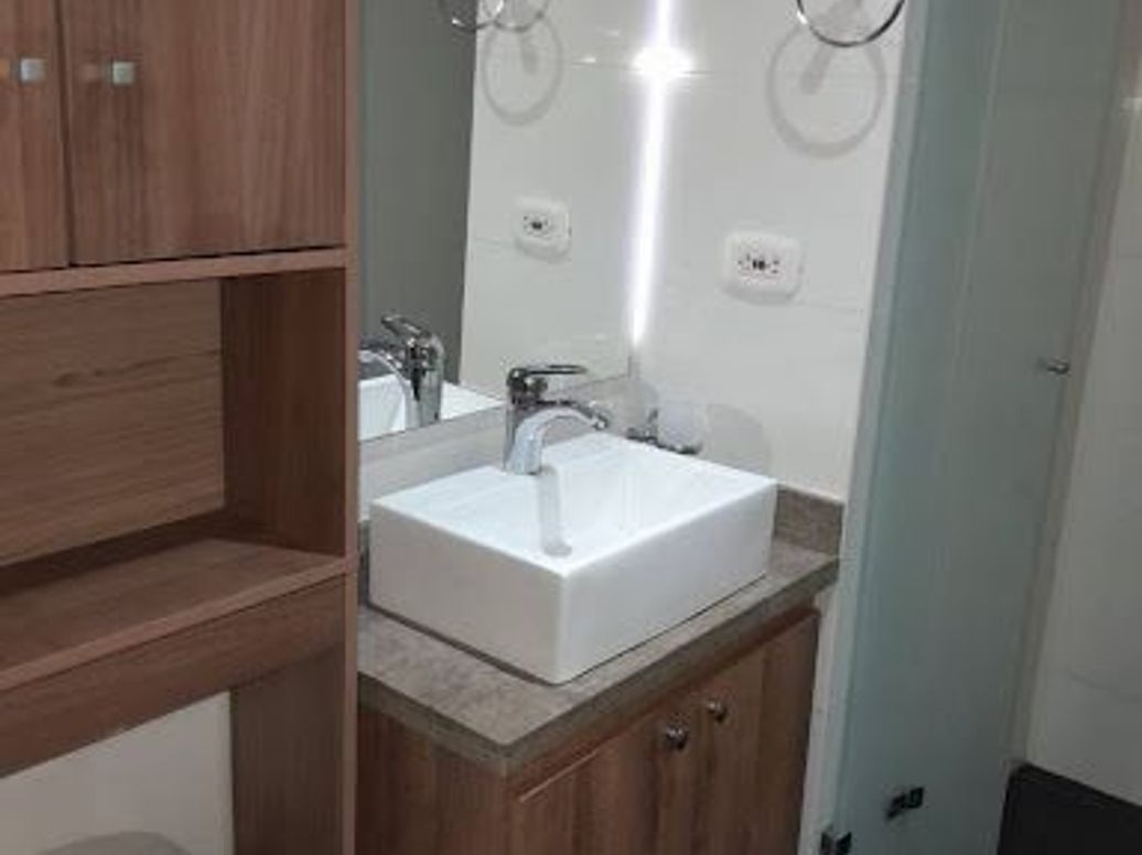 Apartamento de 1 alcoba en venta en Santa Barbara Central, Bogotá, 31 m² · foto 11 de 13