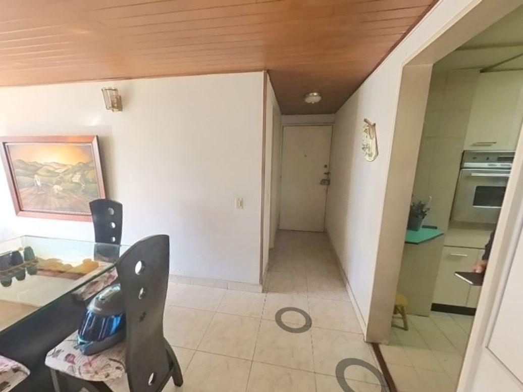 Apartamento de 4 alcobas en venta en Chapinero Central, Bogotá, 107 m² · foto 3 de 20