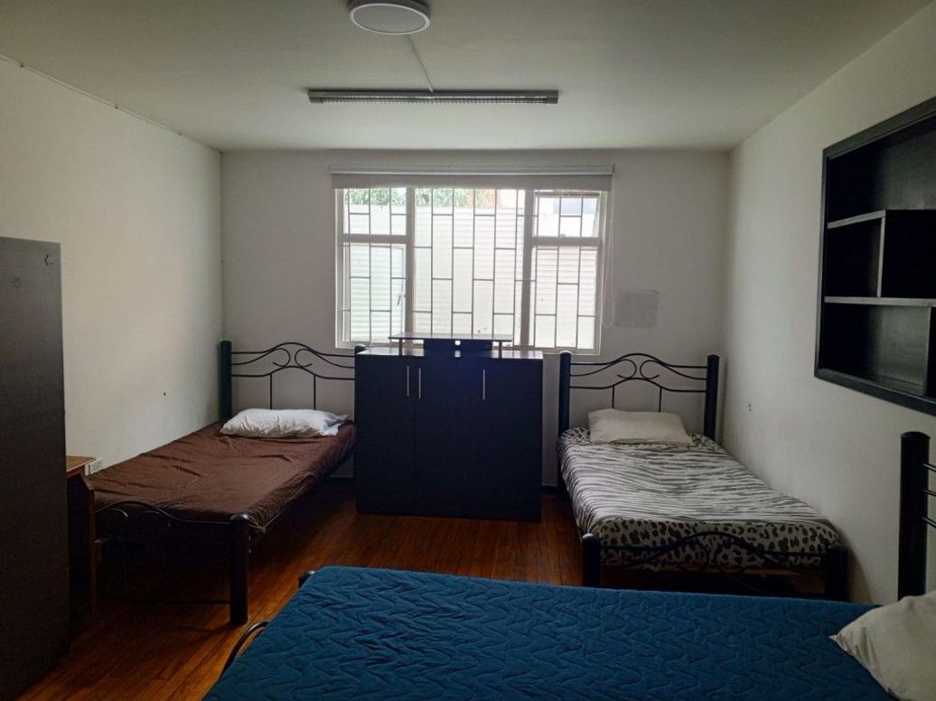 Casa de 8 alcobas en venta en Normandía, Bogotá, 480 m² · foto 9 de 11