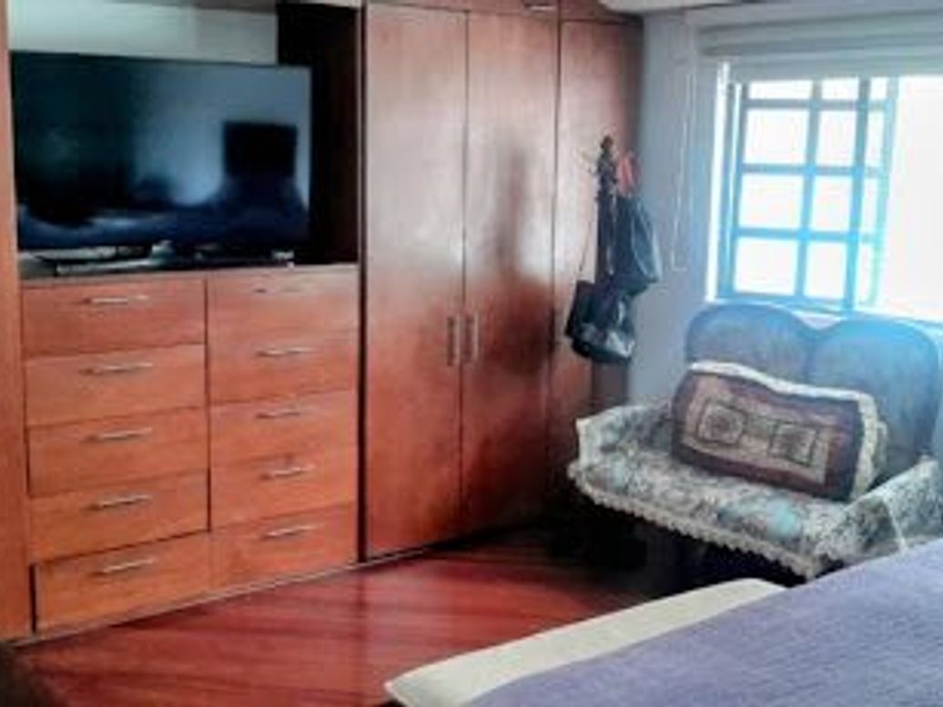 Casa de 5 alcobas en venta en La Calleja, Bogotá, 311 m² · foto 19 de 20
