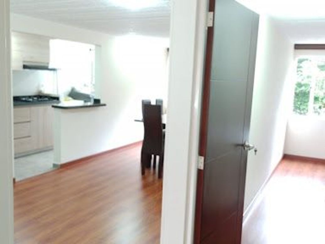 Apartamento de 3 alcobas en venta en Santa Helena, Bogotá, 64 m² · foto 10 de 20