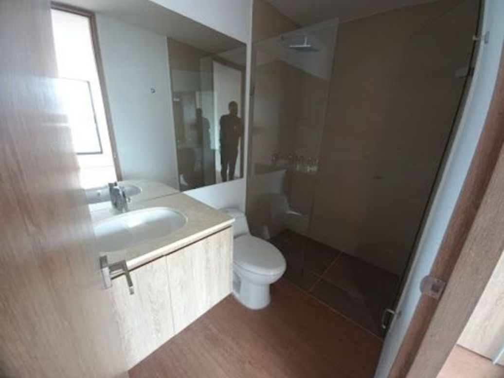 Apartamento de 2 alcobas en venta en Bella Suiza, Bogotá, 74 m² · foto 12 de 13