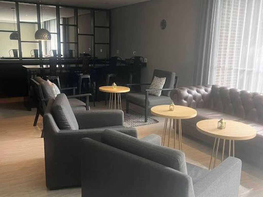 Apartamento de 3 alcobas en venta en Los Rosales, Bogotá, 250 m² · foto 2 de 20