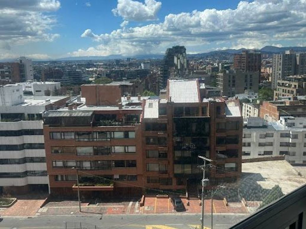 Apartamento de 3 alcobas en venta en Los Rosales, Bogotá, 250 m² · foto 9 de 20