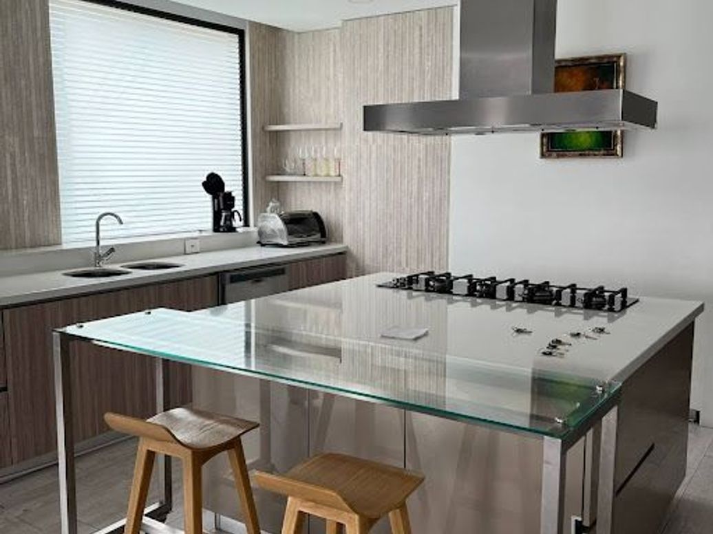 Apartamento de 3 alcobas en venta en Los Rosales, Bogotá, 250 m² · foto 16 de 20