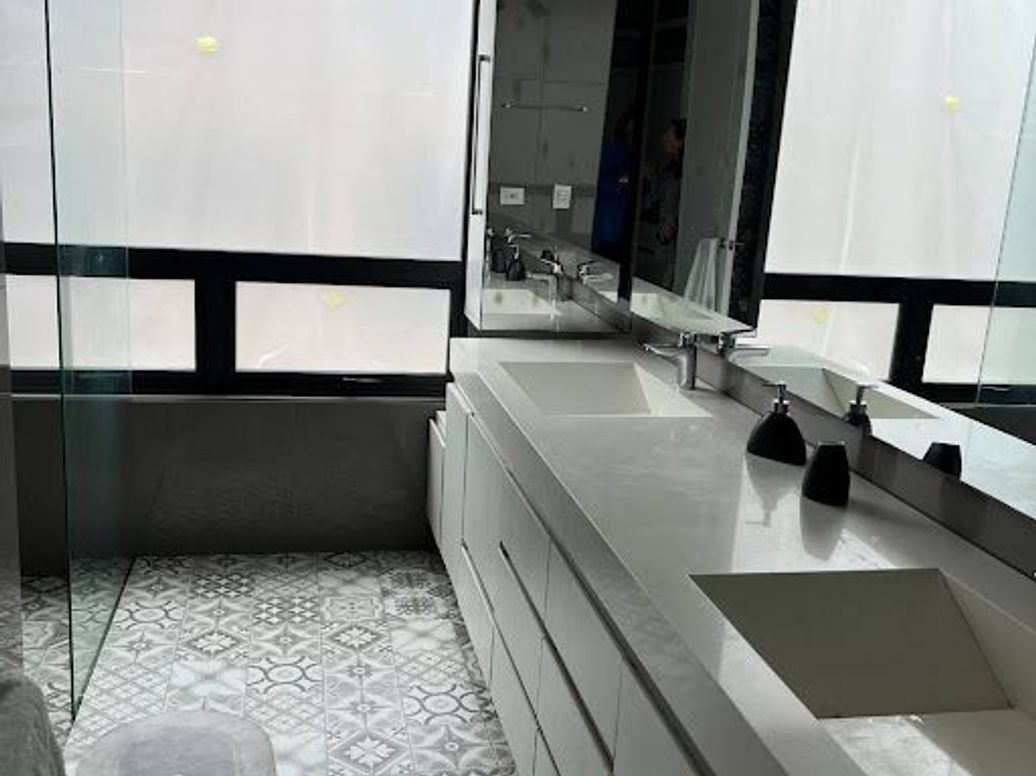Apartamento de 3 alcobas en venta en Los Rosales, Bogotá, 250 m² · foto 20 de 20