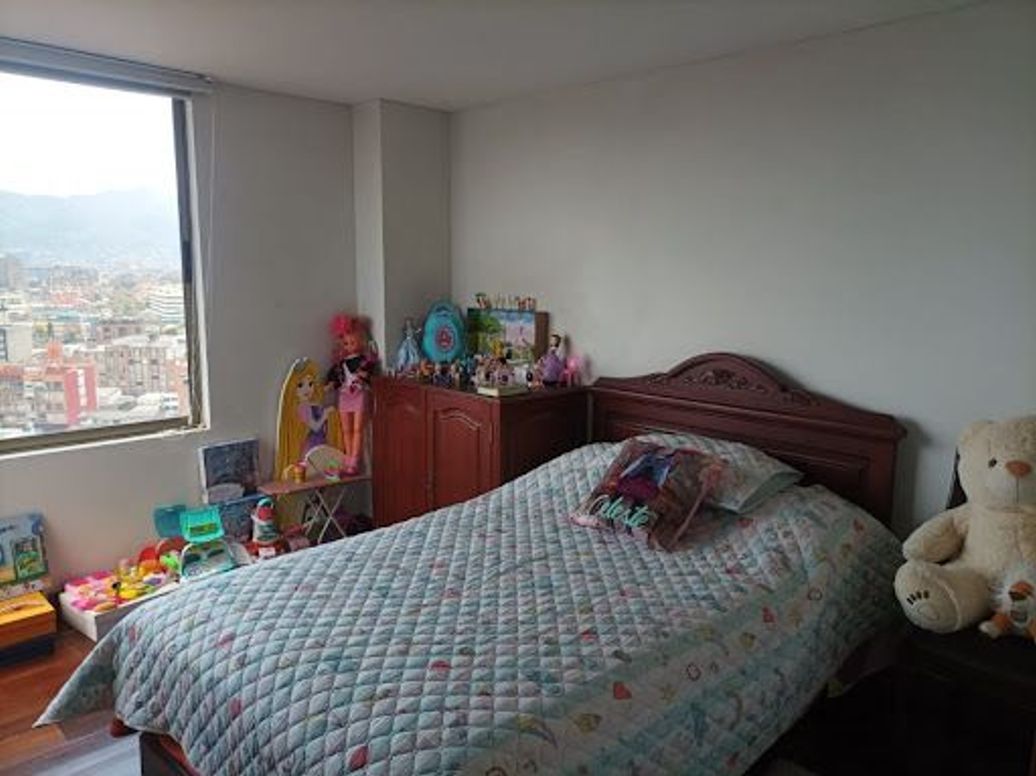 Apartamento de 3 alcobas en venta en La Floresta Norte, Bogotá, 173 m² · foto 16 de 20