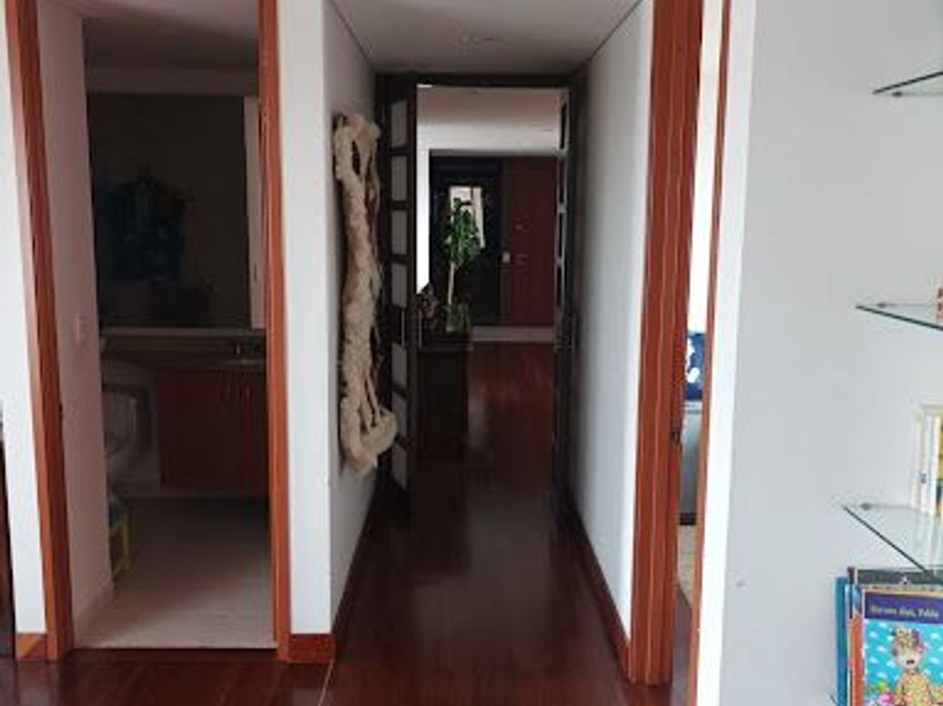 Apartamento de 3 alcobas en venta en La Floresta Norte, Bogotá, 173 m² · foto 18 de 20