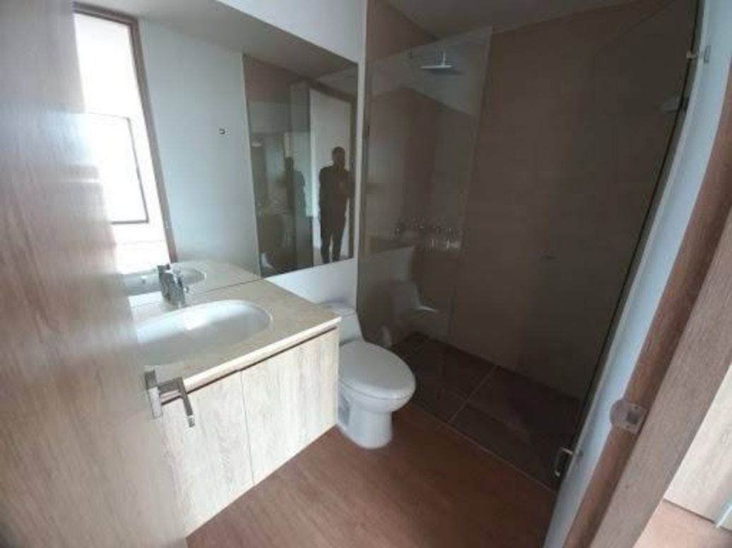 Apartamento de 3 alcobas en venta en Usaquén, Bogotá, 75 m² · foto 7 de 16