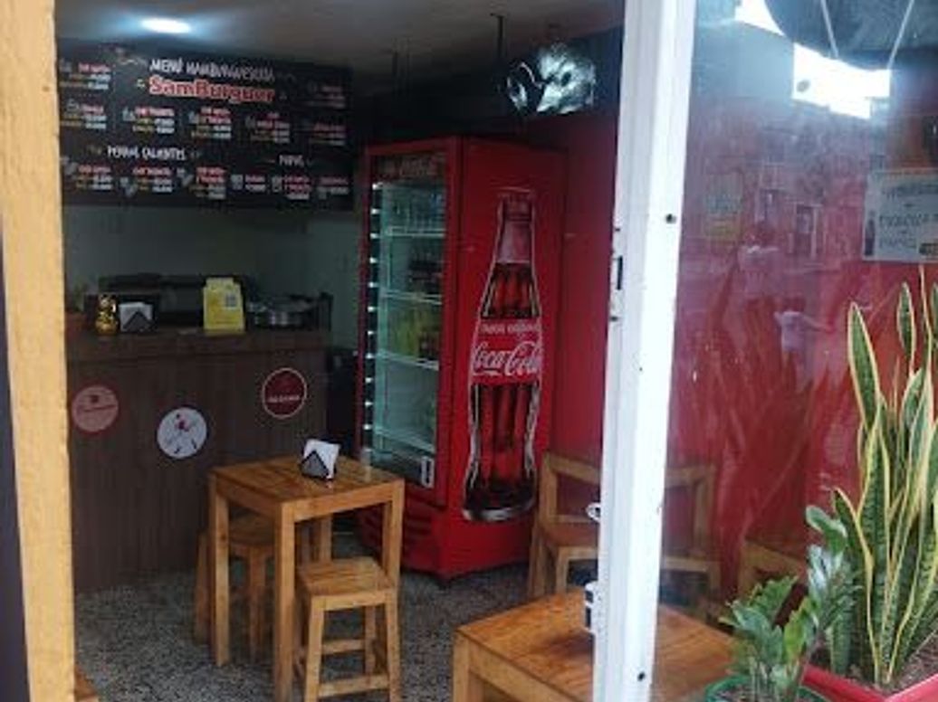 Casa de 1 alcoba en venta en Quinta Camacho, Bogotá, 300 m² · foto 9 de 17
