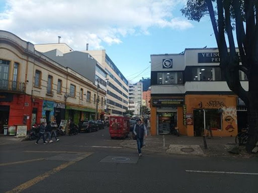 Casa de 1 alcoba en venta en Quinta Camacho, Bogotá, 300 m² · foto 7 de 17