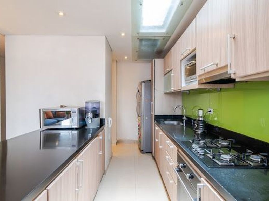Apartamento de 3 alcobas en venta en Santa Paula, Bogotá, 238 m² · foto 6 de 20