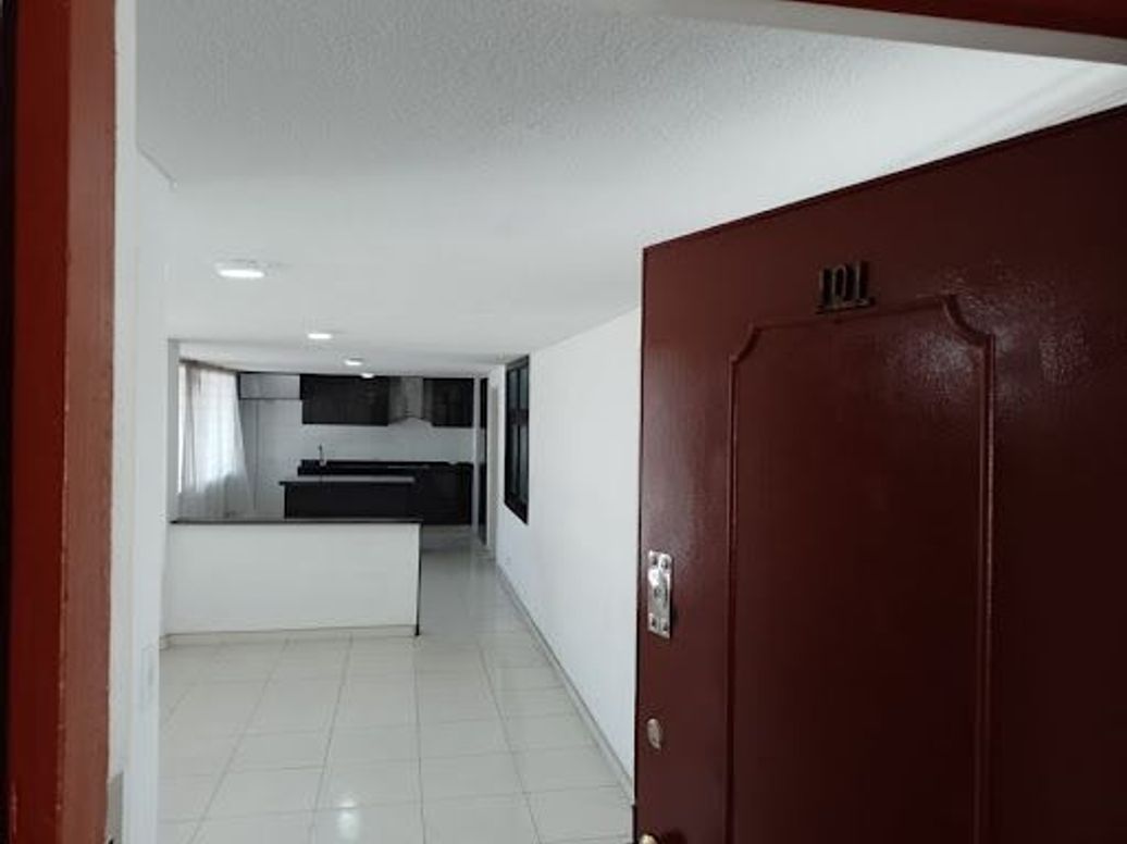 Apartamento de 2 alcobas en venta en La Soledad, Bogotá, 83 m² · foto 3 de 20