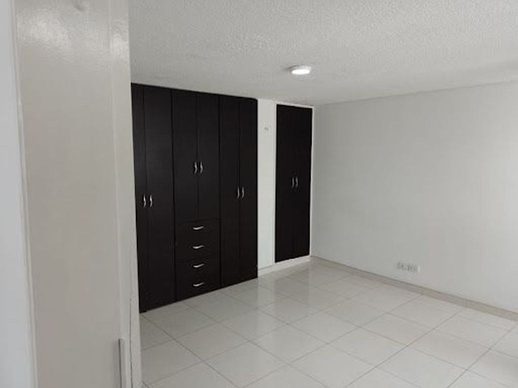 Apartamento de 2 alcobas en venta en La Soledad, Bogotá, 83 m² · foto 8 de 20