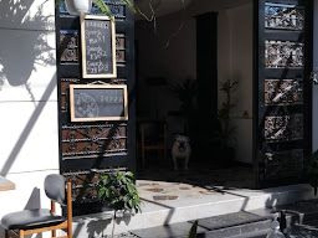 Casa de 10 alcobas en venta en Quinta Paredes, Bogotá, 379 m² · foto 2 de 6