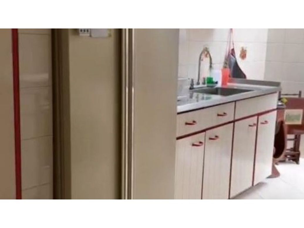 Casa de 3 alcobas en venta en Bella Suiza, Bogotá, 200 m² · foto 5 de 9