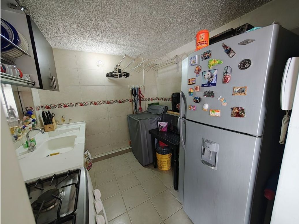 Apartamento de 3 alcobas en venta en Ismael Perdomo, Bogotá, 59 m² · foto 9 de 20