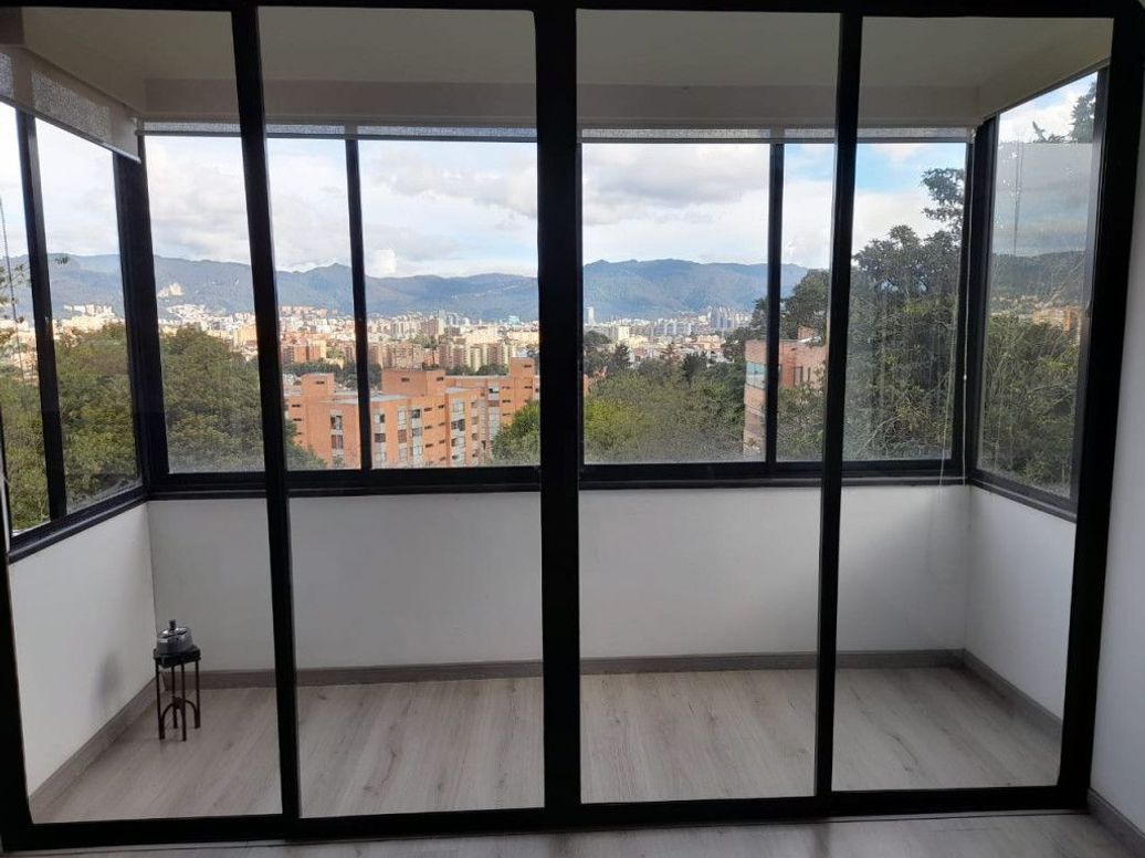 Apartamento de 3 alcobas en venta en Niza Suba, Bogotá, 303 m² · foto 9 de 20