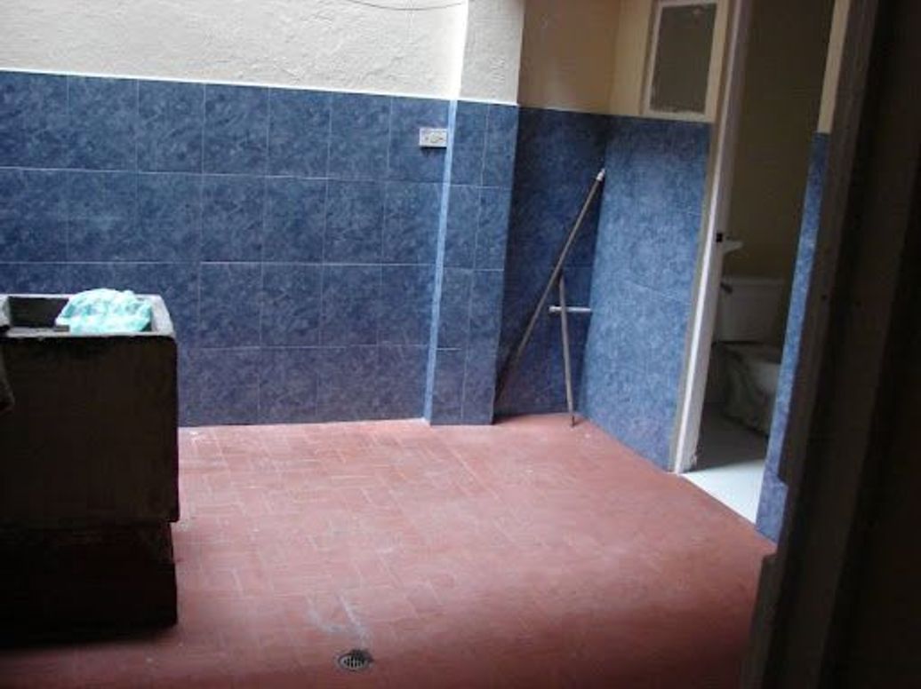 Casa de 7 alcobas en venta en Roma, Bogotá, 120 m² · foto 9 de 14