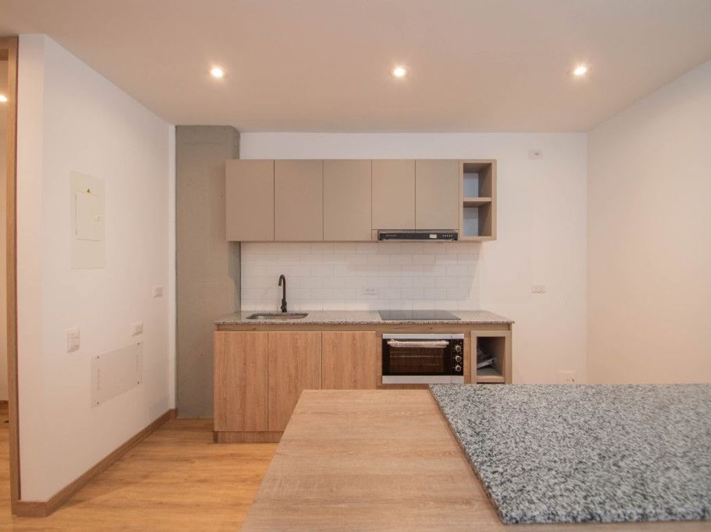 Apartaestudio en venta en Teusaquillo, Bogotá, 72 m² · foto 2 de 12