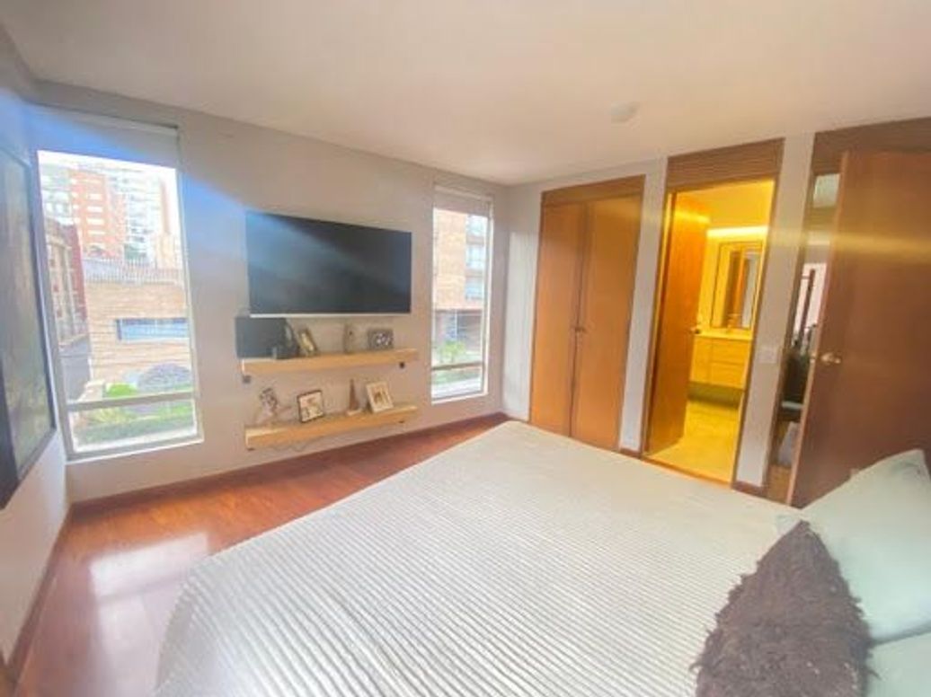 Apartamento de 3 alcobas en venta en Cedritos, Bogotá, 83 m² · foto 5 de 20