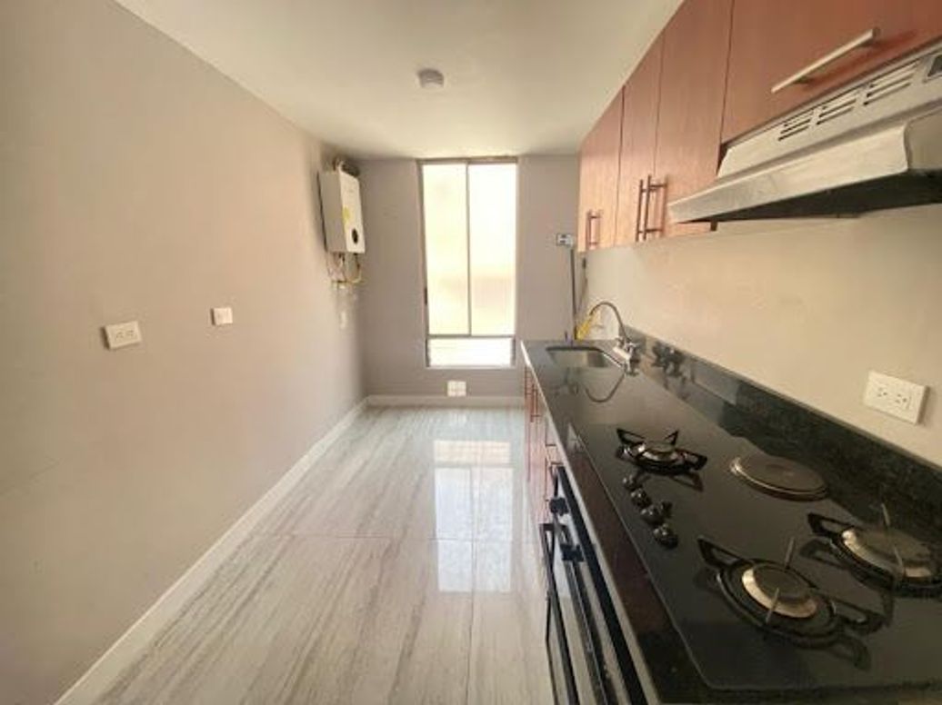 Apartamento de 3 alcobas en venta en Capri, Bogotá, 83 m² · foto 6 de 20