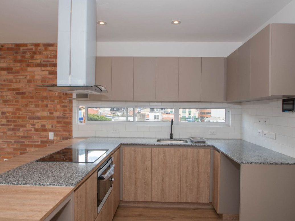Apartaestudio en venta en Teusaquillo, Bogotá, 106 m² · foto 3 de 18