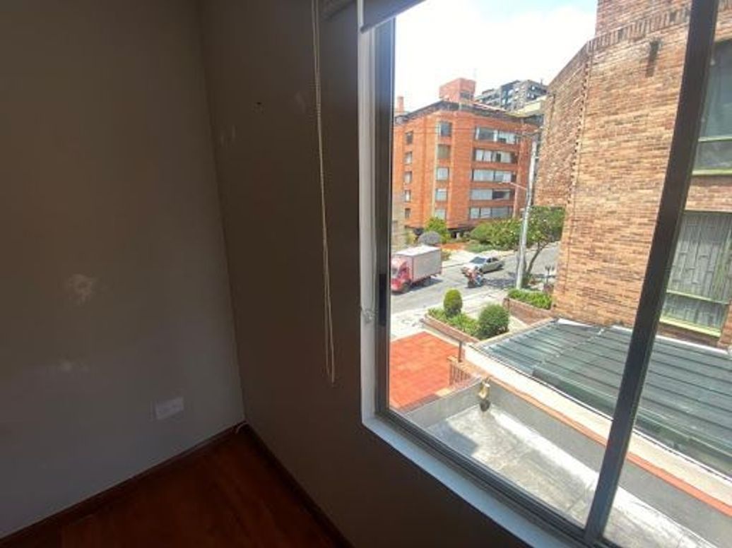Apartamento de 3 alcobas en venta en El Cedro, Bogotá, 83 m² · foto 16 de 20