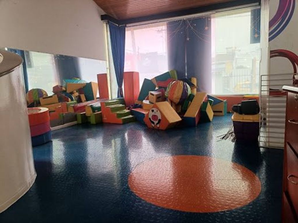 Casa de 6 alcobas en venta en Cedritos, Bogotá, 486 m² · foto 5 de 20