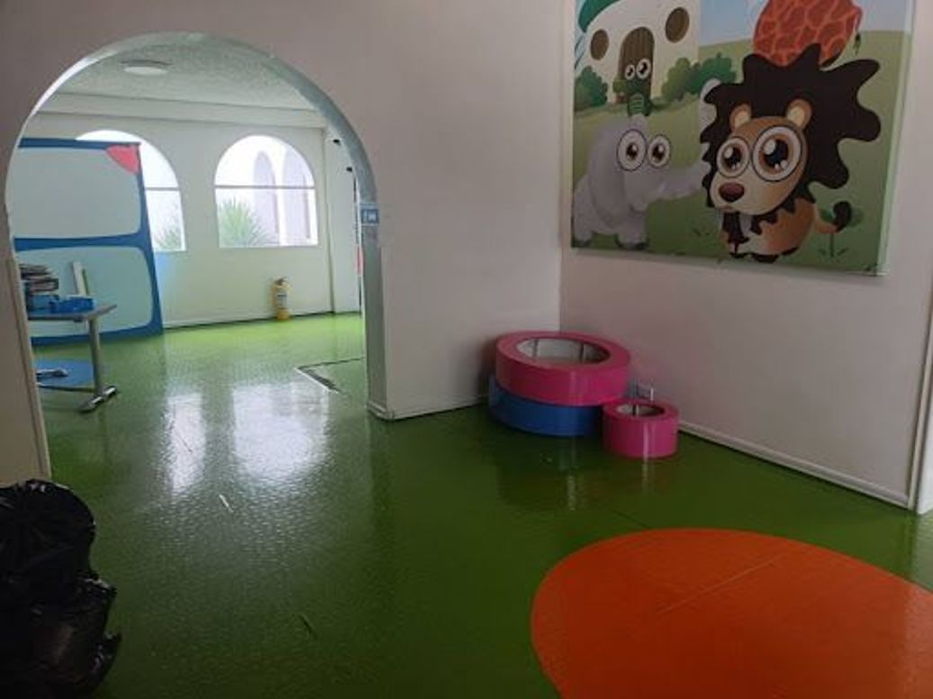 Casa de 6 alcobas en venta en Cedritos, Bogotá, 486 m² · foto 2 de 20