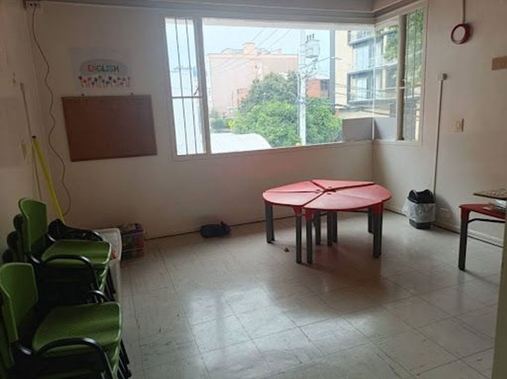 Casa de 6 alcobas en venta en Cedritos, Bogotá, 486 m² · foto 16 de 20