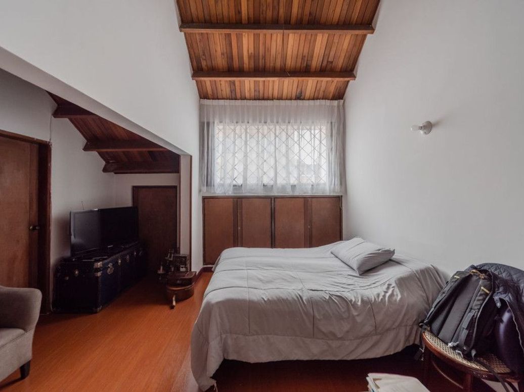 Casa de 4 alcobas en venta en Santa Barbara Central, Bogotá, 185 m² · foto 17 de 20