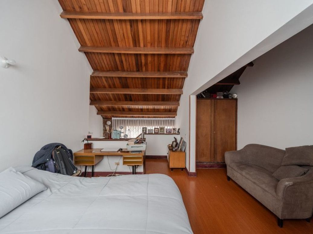 Casa de 4 alcobas en venta en Santa Barbara Central, Bogotá, 185 m² · foto 18 de 20