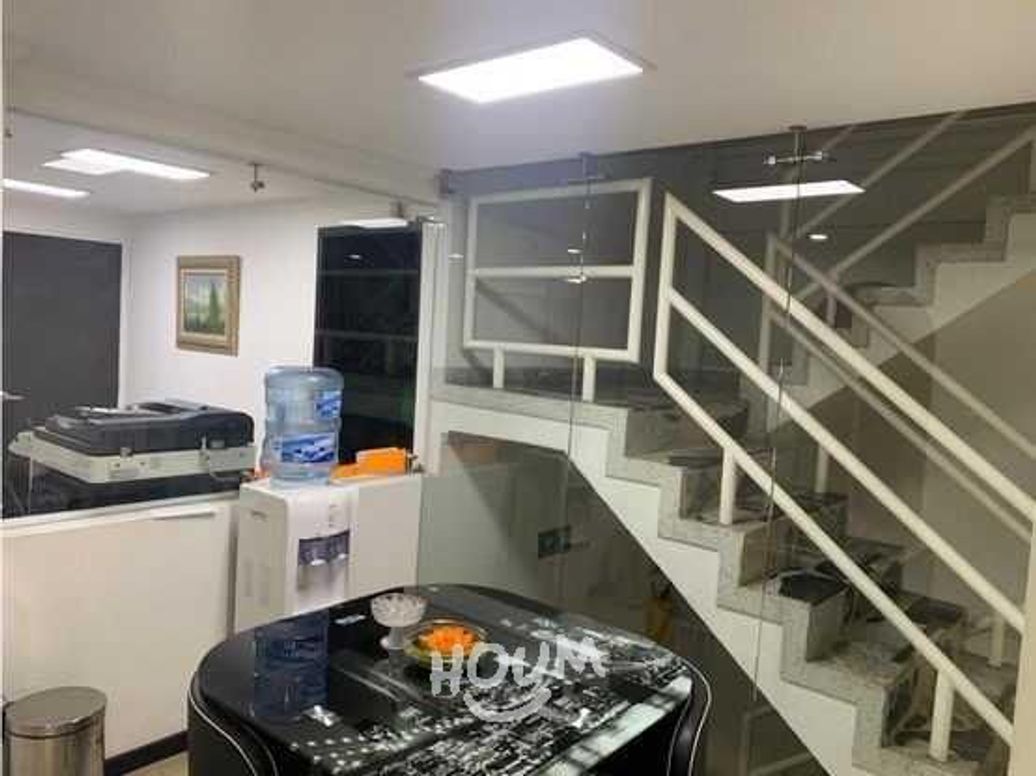 Casa de 8 alcobas en venta en La Cabaña, Bogotá, 760 m² · foto 11 de 18