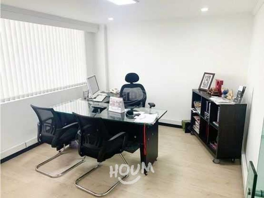 Casa de 8 alcobas en venta en La Cabaña, Bogotá, 760 m² · foto 13 de 18