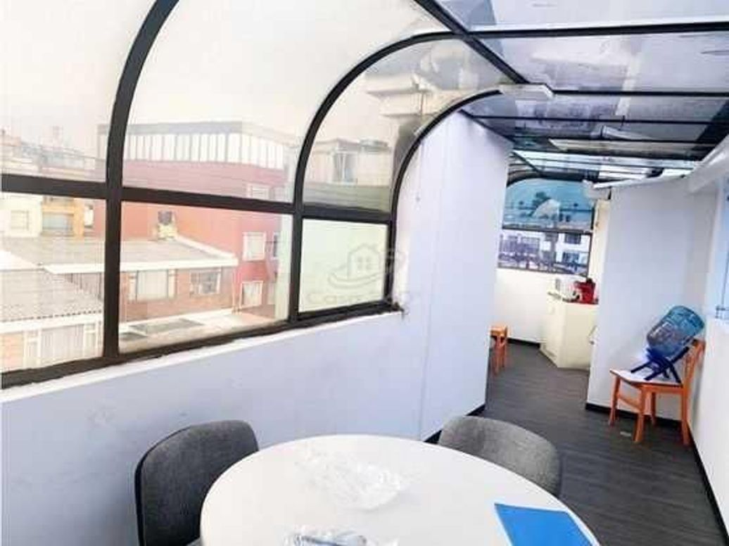 Casa de 8 alcobas en venta en La Cabaña, Bogotá, 760 m² · foto 9 de 18