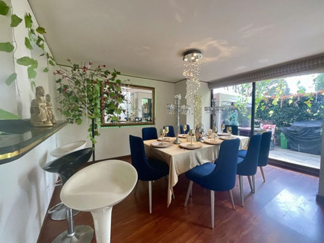 Casa de 4 alcobas en venta en Arrayanes, Bogotá, 194 m² · foto 4 de 11
