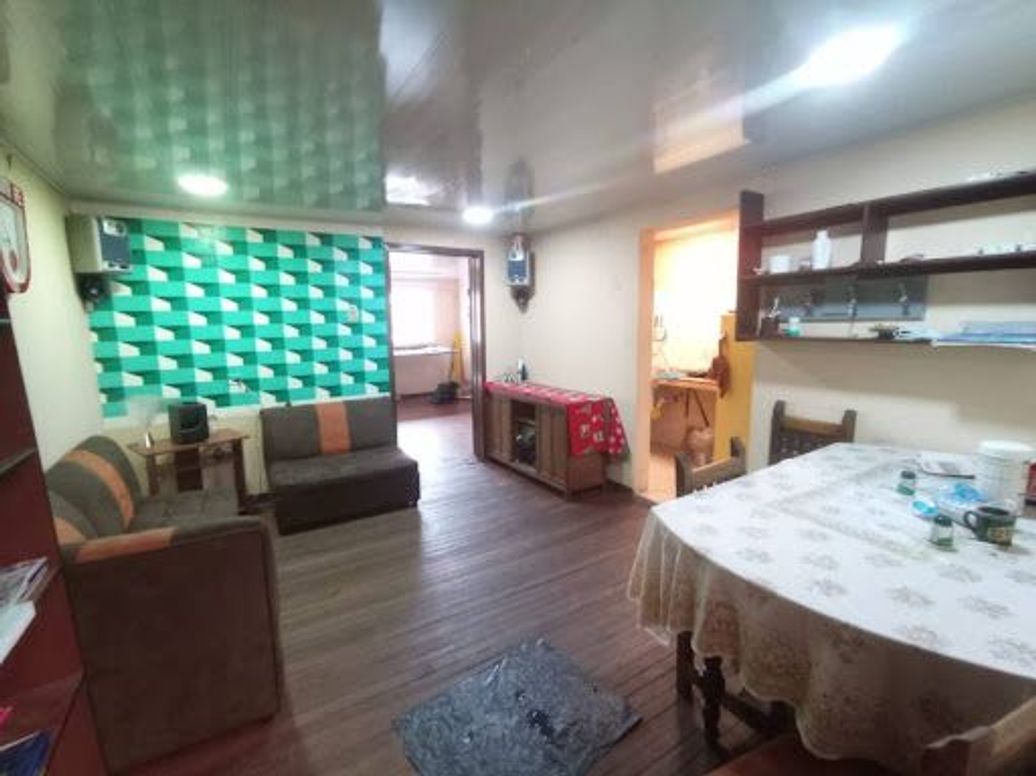 Casa de 5 alcobas en venta en Las Ferias, Bogotá, 164 m² · foto 3 de 7