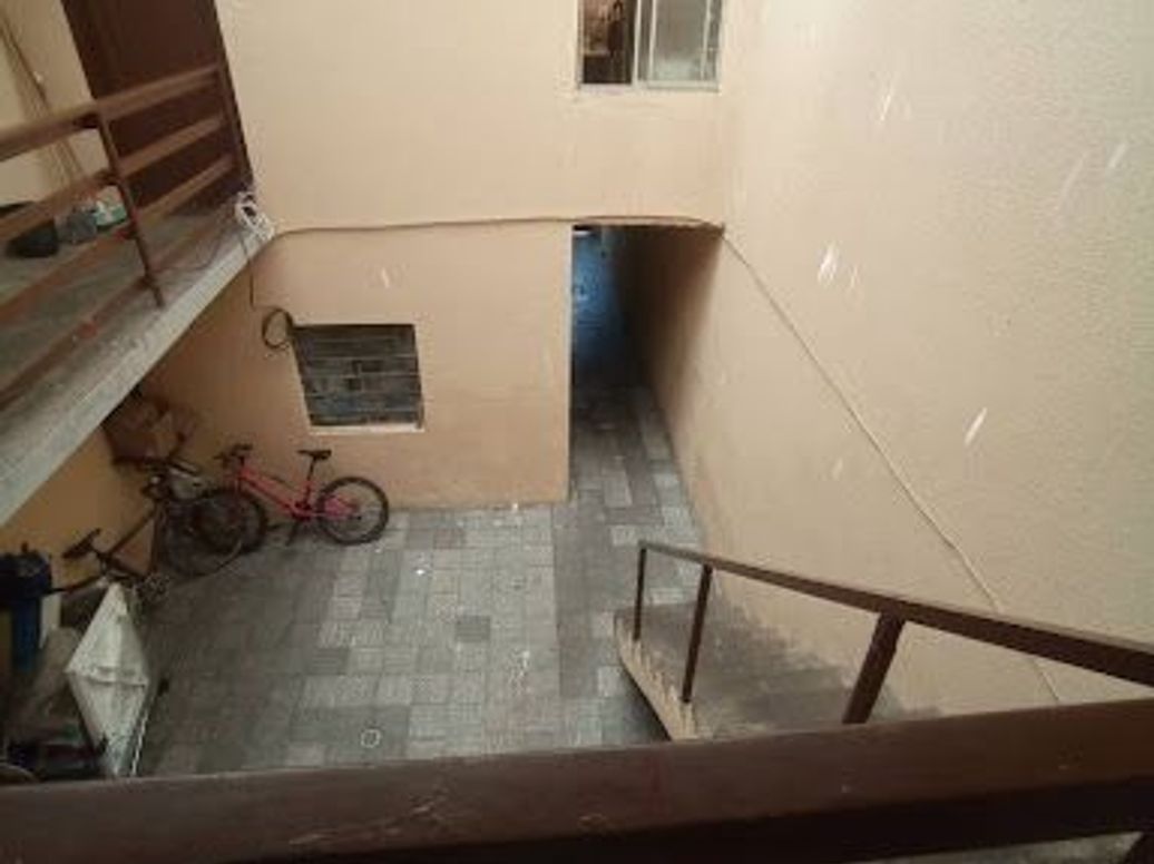 Casa de 5 alcobas en venta en Las Ferias, Bogotá, 164 m² · foto 5 de 7