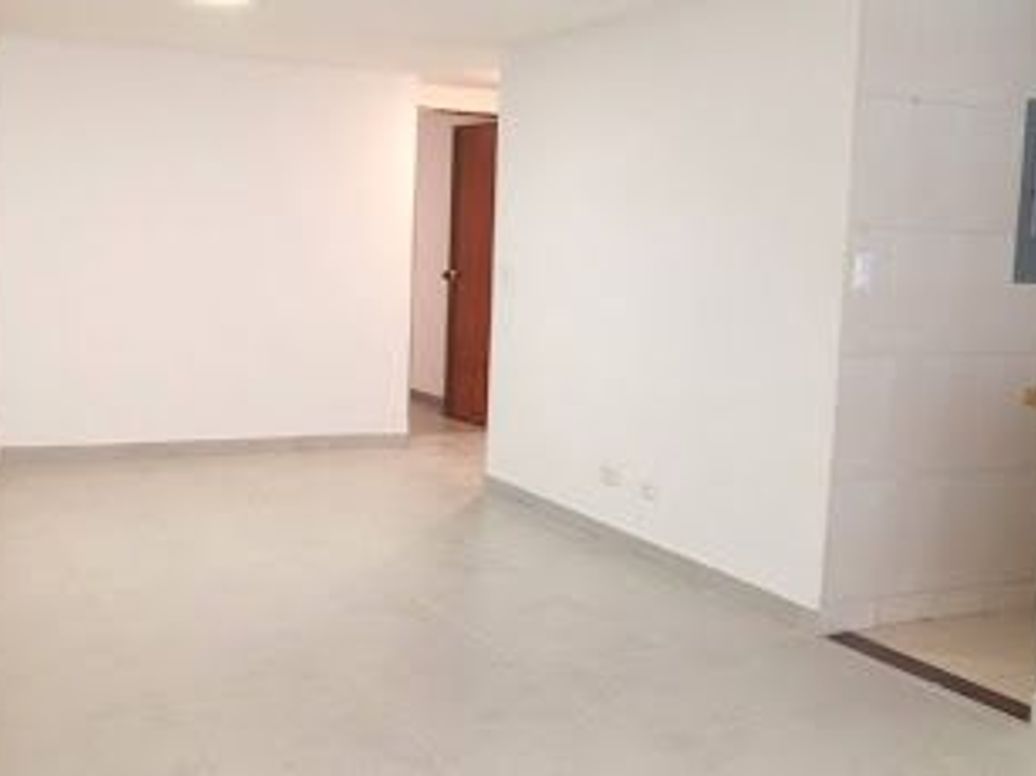 Apartamento de 3 alcobas en venta en Cedritos, Bogotá, 78 m² · foto 3 de 20