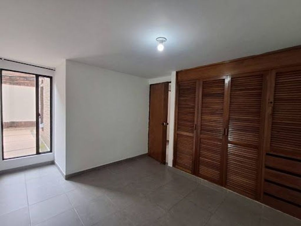 Apartamento de 3 alcobas en venta en Cedritos, Bogotá, 78 m² · foto 8 de 20