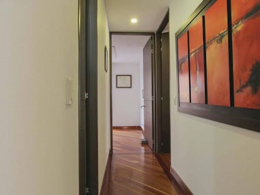 Apartamento de 2 alcobas en venta en Chico, Bogotá, 103 m² · foto 5 de 16