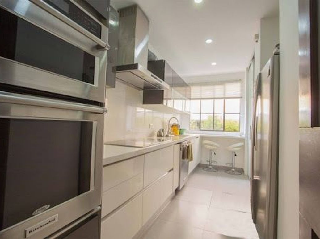 Apartamento de 2 alcobas en venta en Chico, Bogotá, 103 m² · foto 6 de 16